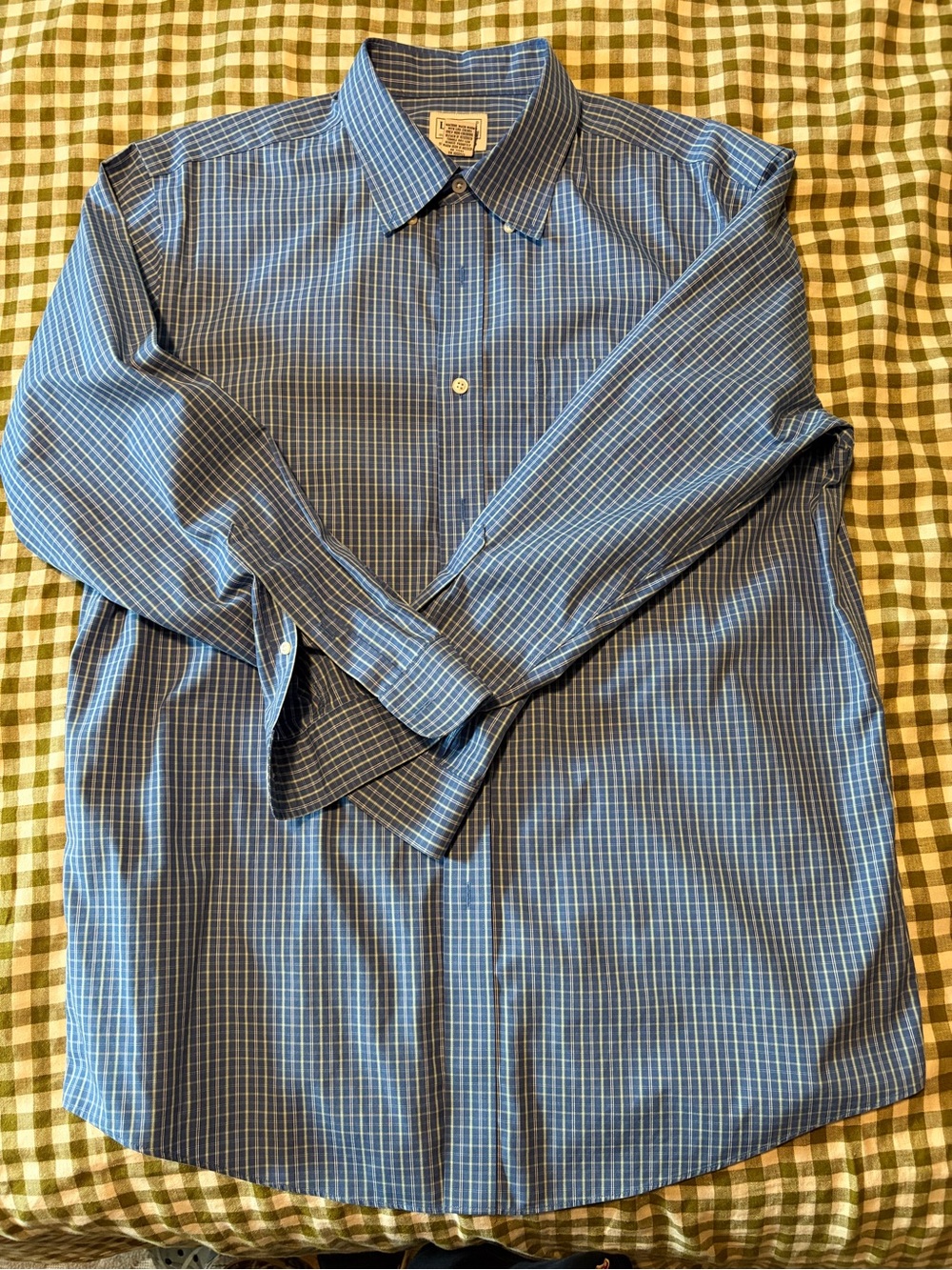 LL Bean Men's Blue Windowpane Button-Down Shirt